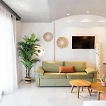 Cocooning By Blue Carpet