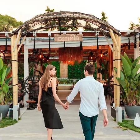 Cocooning By Blue Carpet 4* 페프코초리