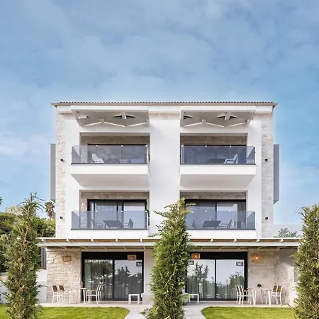 Cocooning By Blue Carpet Pefkochori